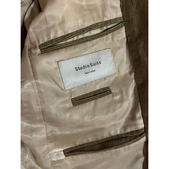 StudioSuits Hand-Crafted Men's Corduroy Blazer in Olive Green - Picture 9 of 16
